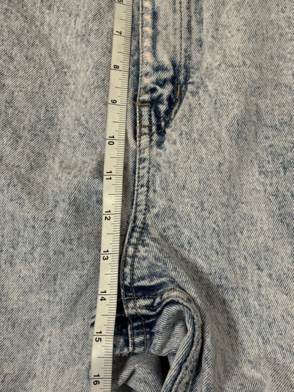 Gitano Jeans Women 34 Acid Wash Distressed Bow Back Raw Hem Tapered Frayed Ankle - Picture 10 of 13